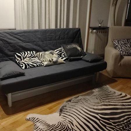 Piso Molly Apartment Leon Ngoại thất bức ảnh