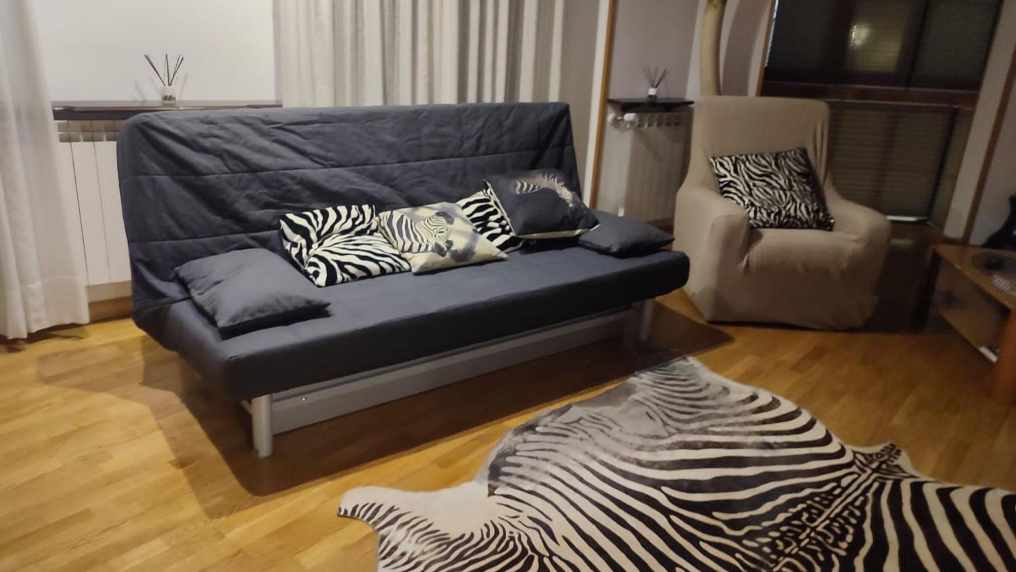 Piso Molly Apartment Leon Ngoại thất bức ảnh
